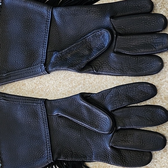 NWOT, Black Leather Gloves Handpainted, Crystal's & Fringe Size L - Picture 4 of 10